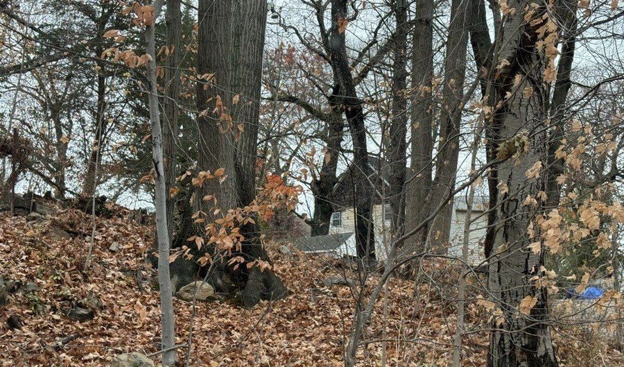 54 Agnes St, Bridgeport, CT 06606 - 4 Beds, 2 Bath