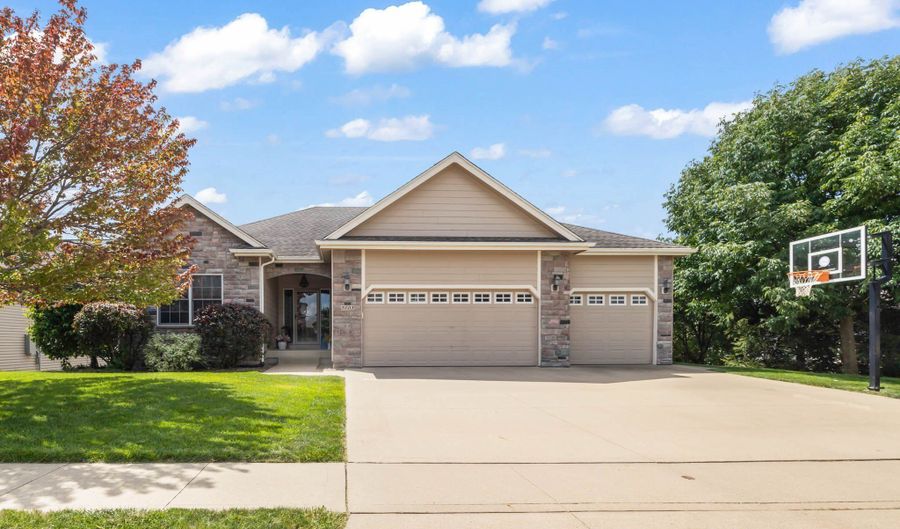 3603 NW 13th St, Ankeny, IA 50023 - 3 Beds, 3 Bath