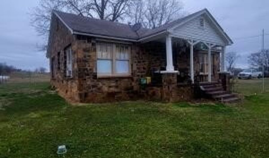 11249 Spring Creek Rd, Belleville, AR 72824 - 3 Beds, 1 Bath