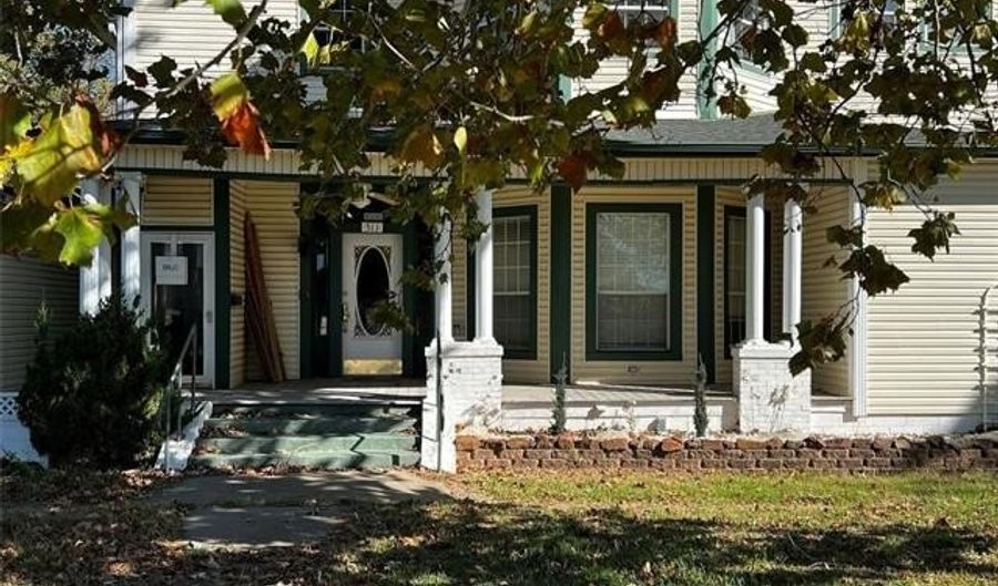 311 E A St, Atoka, OK 74525 - 8 Beds, 7 Bath
