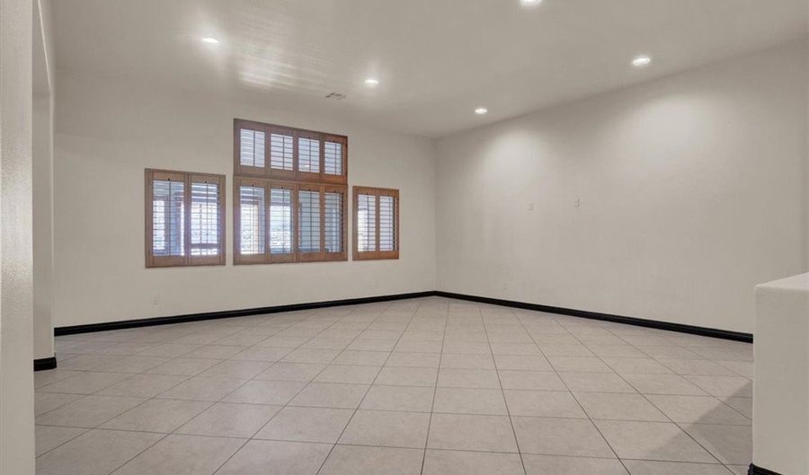 8225 Cabin Springs Ave, Las Vegas, NV 89131 - 3 Beds, 3 Bath