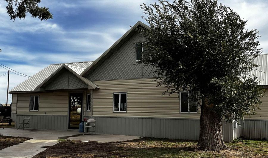 145314 EW 24 Rd, Beaver, OK 73932 - 3 Beds, 2 Bath