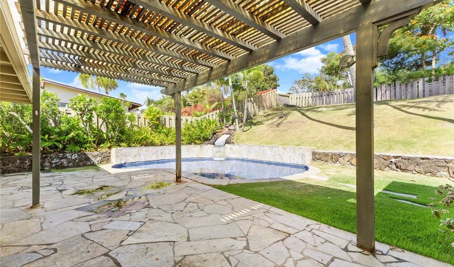 439 Ilimano St, Kailua, HI 96734 - 4 Beds, 2 Bath