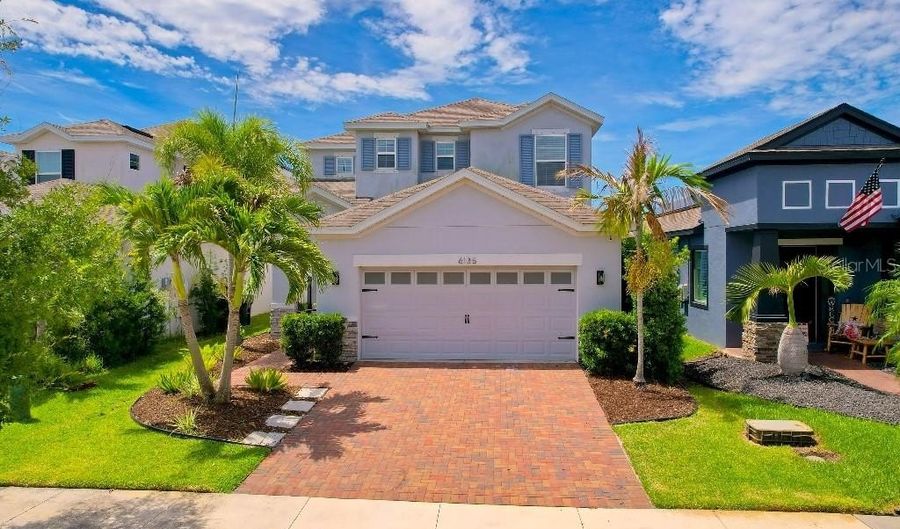 6135 VOYAGERS Pl, Apollo Beach, FL 33572 - 4 Beds, 3 Bath