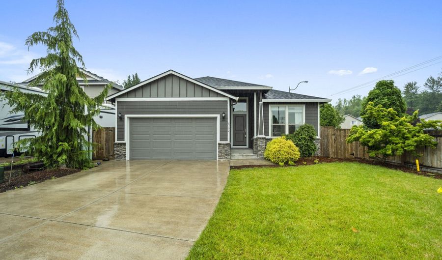 2002 SW 7TH Cir, Battle Ground, WA 98604 - 3 Beds, 2 Bath