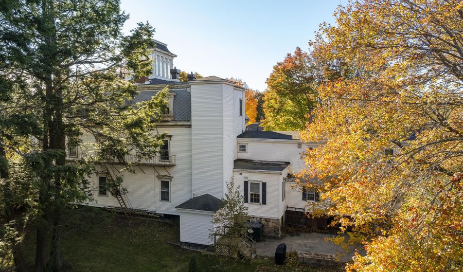 103 South St, Bath, ME 04530 - 12 Beds, 10 Bath