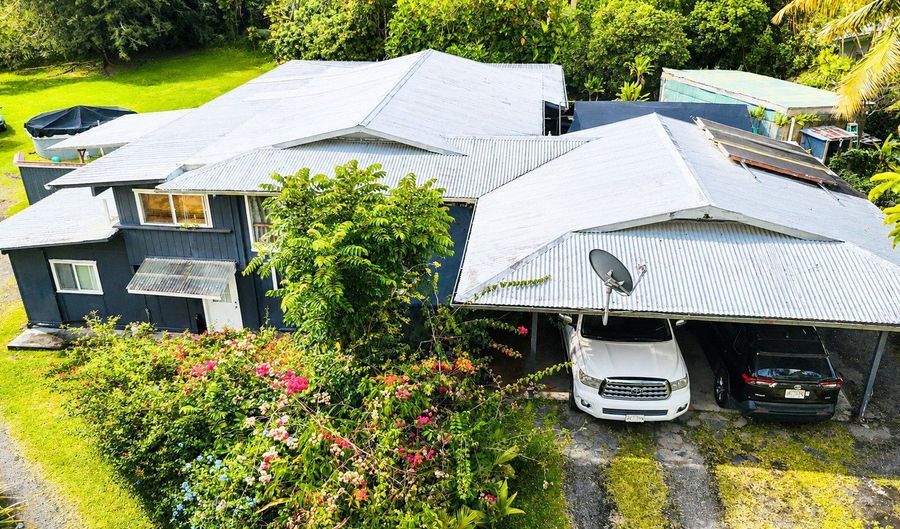 15-1977 22ND Ave, Keaau, HI 96749 - 7 Beds, 4 Bath