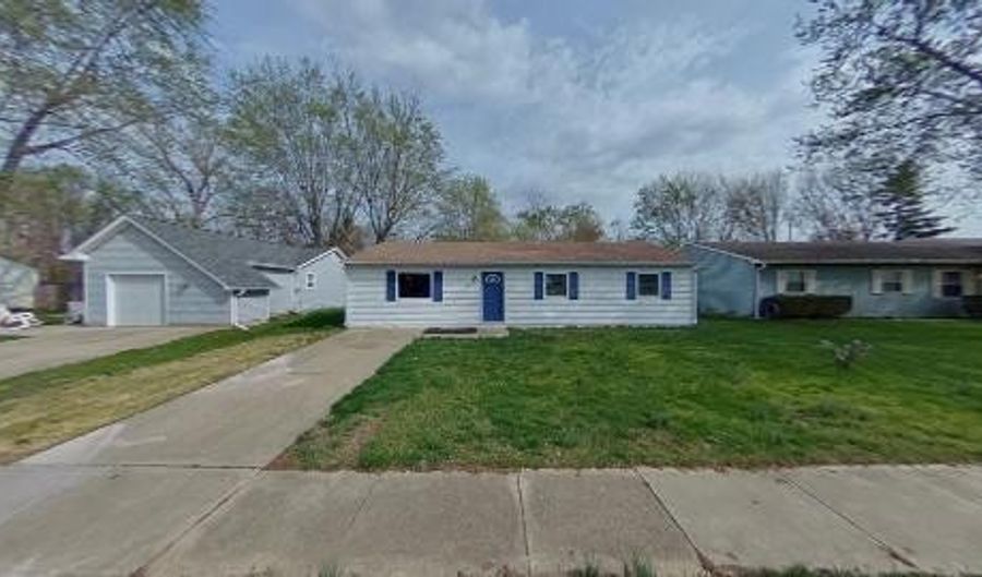 3722 Winchester Dr, Indianapolis, IN 46227 - 3 Beds, 2 Bath