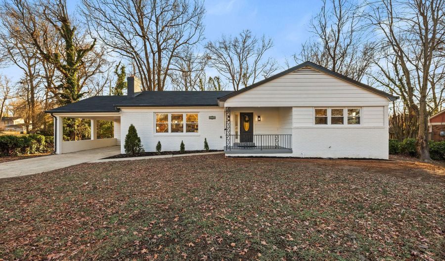 4405 LAUREL Rd, Alexandria, VA 22309 - 4 Beds, 3 Bath