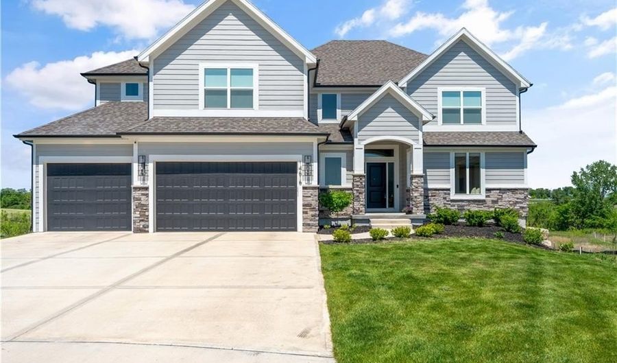 14616 Aspen Cir, Basehor, KS 66007 - 6 Beds, 5 Bath