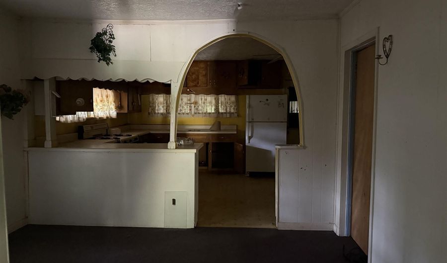 409 H St, Anniston, AL 36207 - 2 Beds, 1 Bath