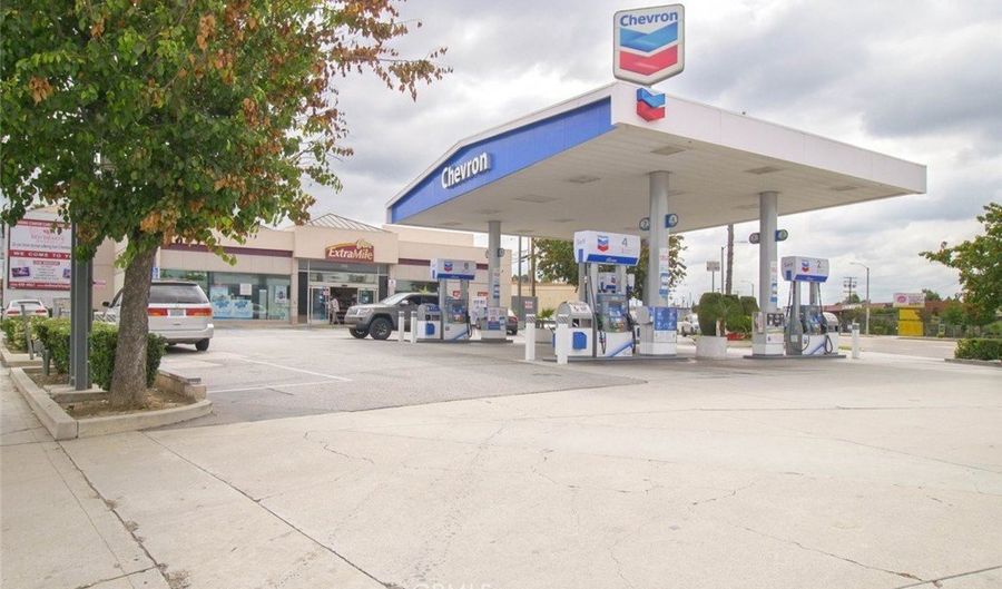250 Atlantic Blvd, East Los Angeles, CA 90022 - 0 Beds, 0 Bath