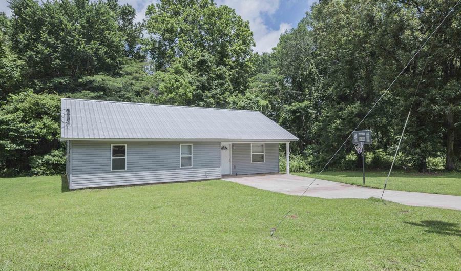 203 PARVIN Dr, Bastrop, LA 71220 - 3 Beds, 2 Bath