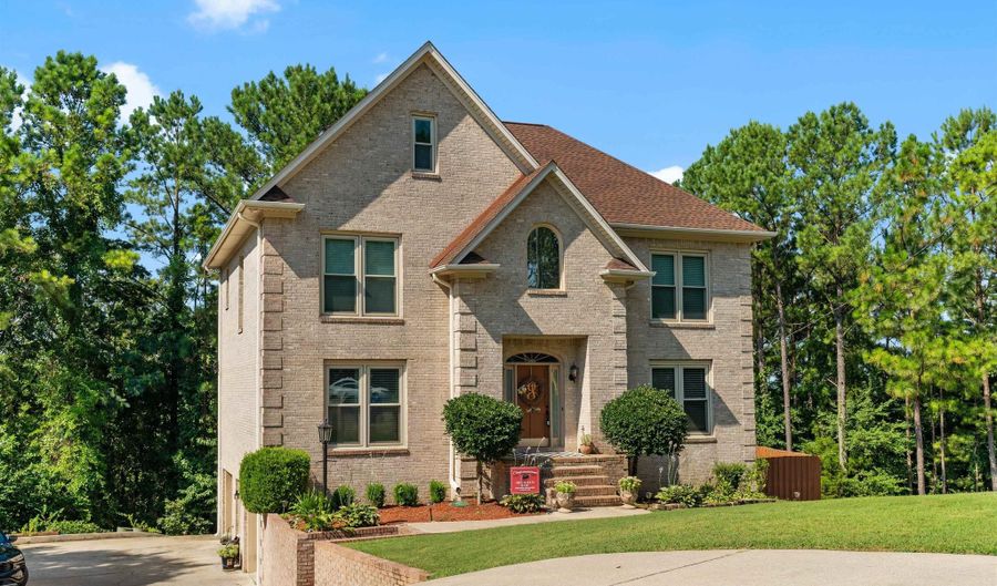 109 KINGSLEY Cir, Alabaster, AL 35007 - 4 Beds, 4 Bath