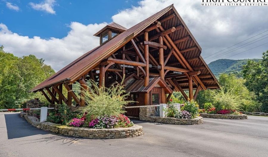 ES71 Twisted Oak Path, Banner Elk, NC 28604 - 0 Beds, 0 Bath
