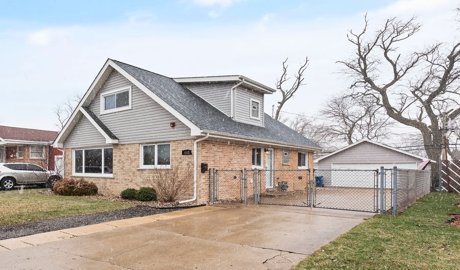 4443 W 125th St, Alsip, IL 60803 - 4 Beds, 2 Bath