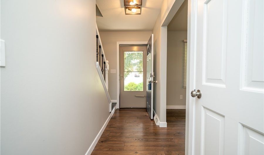 1768 Celeste Cir, Austintown, OH 44511 - 4 Beds, 3 Bath