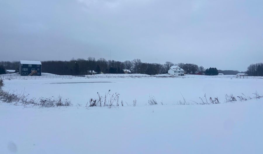 10786 Melanie Dr, Allendale, MI 49401 - 4 Beds, 2 Bath