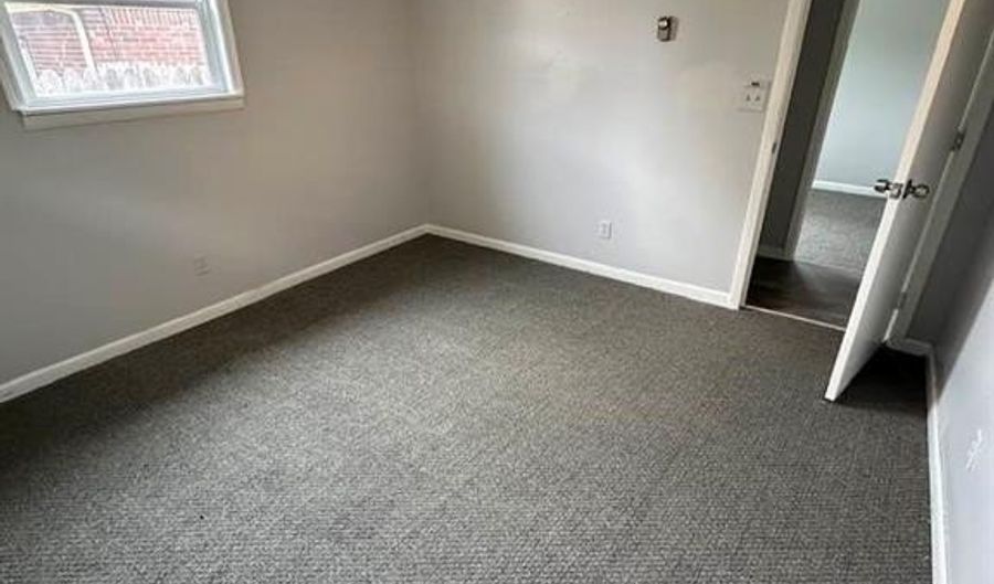 1941 W Booe Rd, Austin, IN 47102 - 3 Beds, 1 Bath