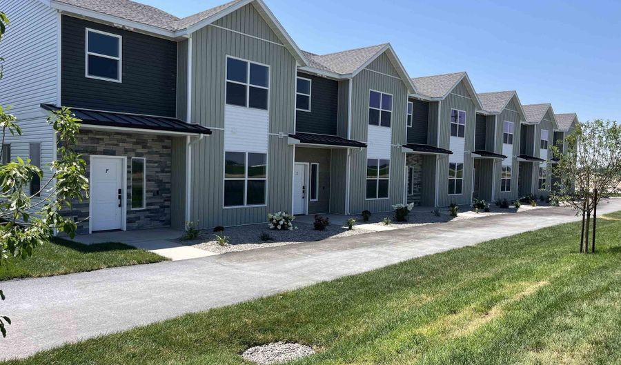 5590 Trueman St #D, Chubbuck, ID 83202 - 4 Beds, 3 Bath