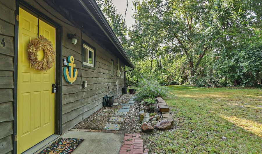 204 Pawnee Cir, Ashland, NE 68003 - 2 Beds, 1 Bath