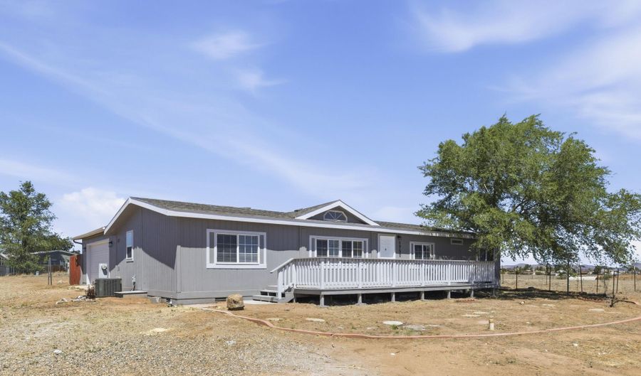 1750 S Johnson Ln, Chino Valley, AZ 86323 - 4 Beds, 1 Bath