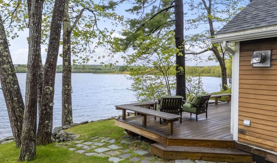 33 Lilly Ln, Appleton, ME 04862 - 2 Beds, 2 Bath
