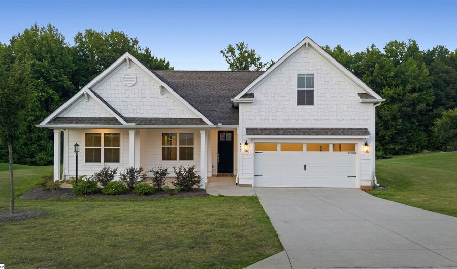 836 Orchard Valley Ln, Boiling Springs, SC 29316 - 3 Beds, 3 Bath