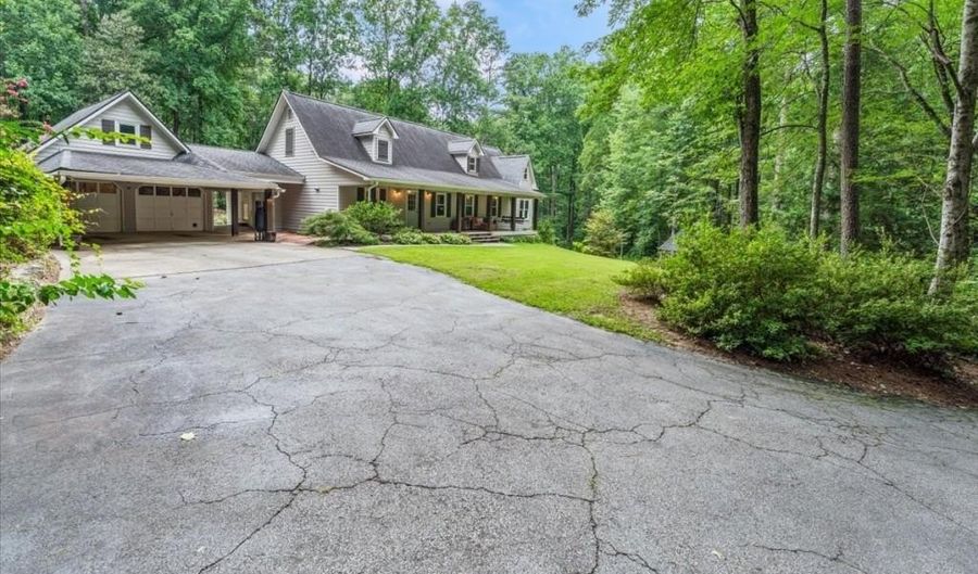 1279 Dillon Rd, Austell, GA 30168 - 4 Beds, 3 Bath
