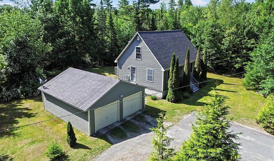 40 Guptill Rd, Belgrade, ME 04917 - 3 Beds, 2 Bath