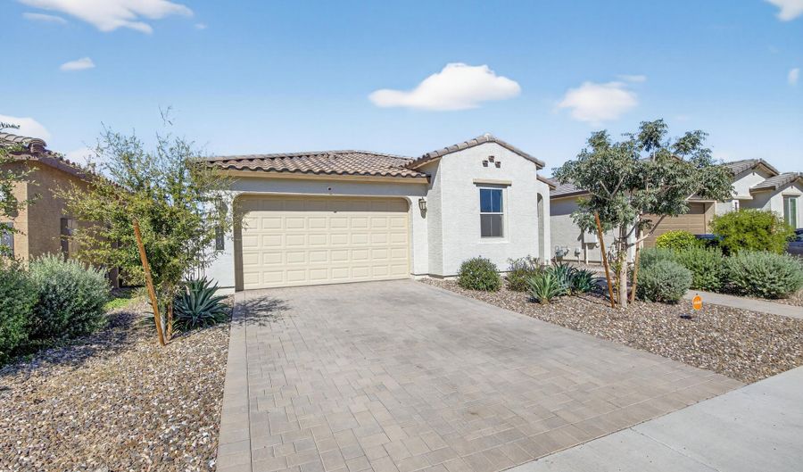 11940 W WIER Ave, Avondale, AZ 85323 - 4 Beds, 3 Bath