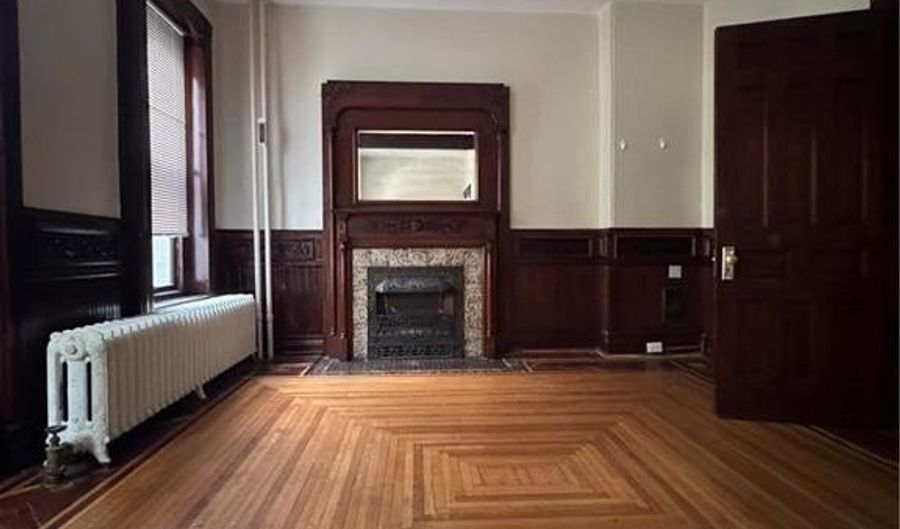 1036 W Linden St 2, Allentown, PA 18102 - 2 Beds, 1 Bath