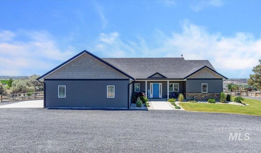 1469 Valley Steppe Dr, Buhl, ID 83316 - 3 Beds, 2 Bath