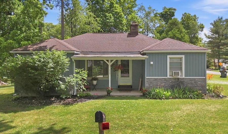 829 Lake Dr, Ashland, OH 44805 - 3 Beds, 1 Bath