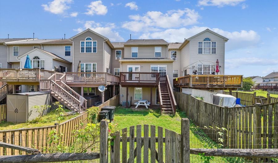 582 DOEFIELD Ct, Abingdon, MD 21009 - 4 Beds, 4 Bath