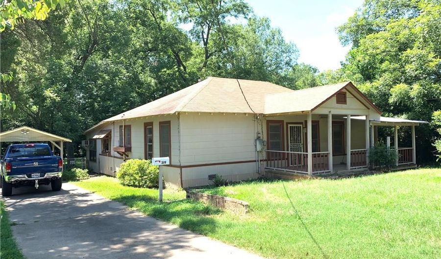 319 S 2nd St, Vivian, LA 71082 - 3 Beds, 1 Bath