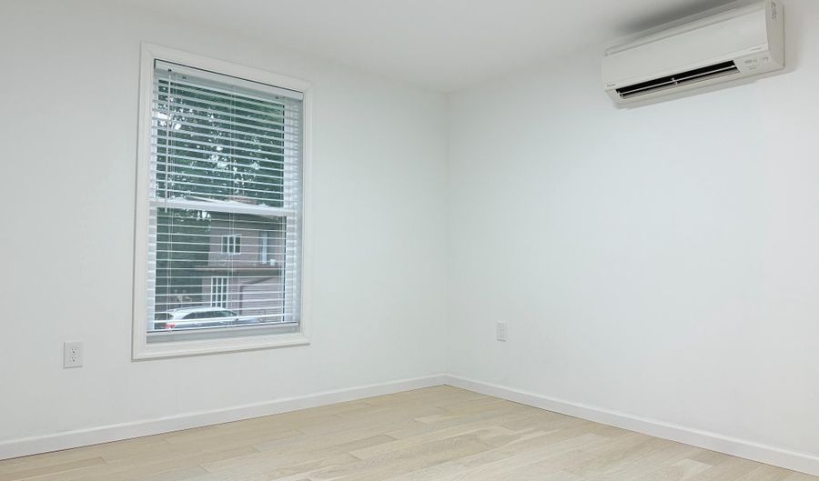 18942 SAND HILL Rd, Georgetown, DE 19947 - 2 Beds, 1 Bath