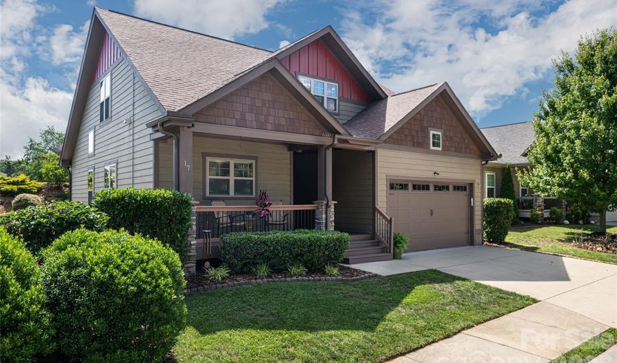 17 Asher Ln, Arden, NC 28704 - 3 Beds, 3 Bath