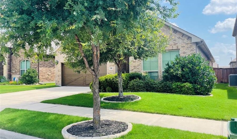 208 Mineral Point Dr, Aledo, TX 76008 - 4 Beds, 3 Bath