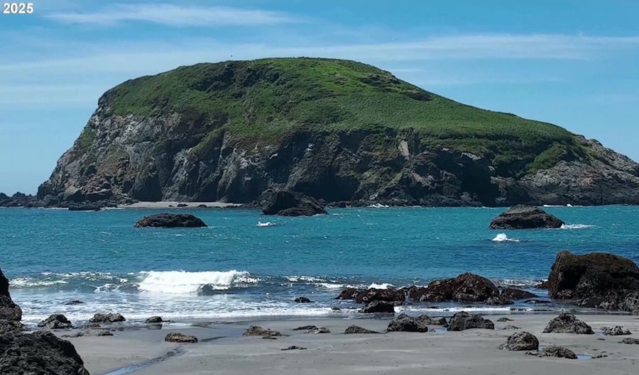 96370 NORTH Dr 8, Brookings, OR 97415 - 0 Beds, 0 Bath