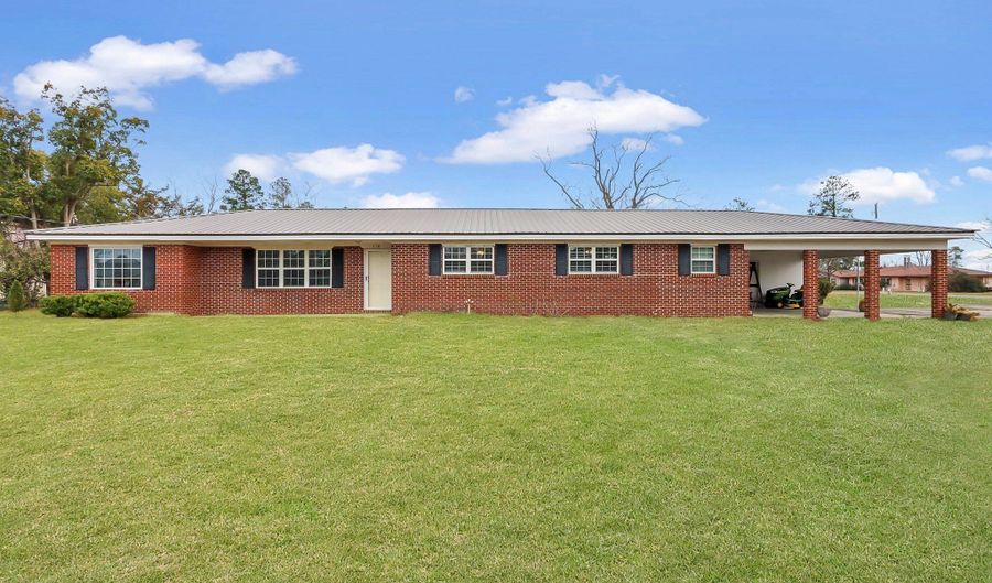 118 Morris Dr, Alma, GA 31510 - 3 Beds, 2 Bath