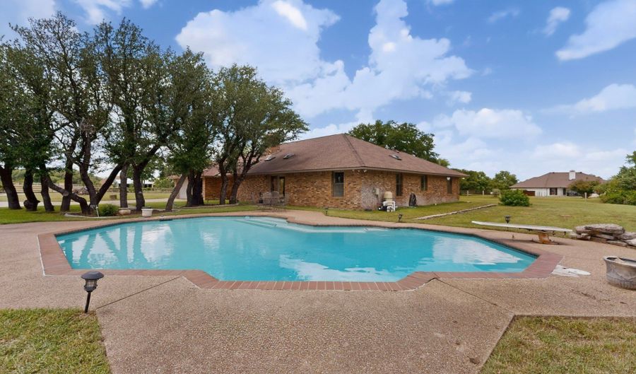1330 Clearbrush Ln, Aledo, TX 76008 - 3 Beds, 3 Bath