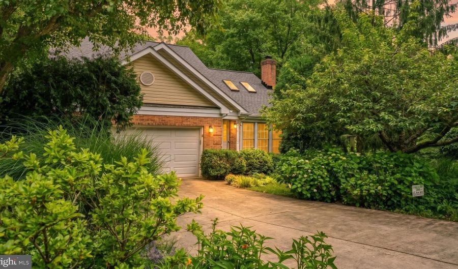 901 ALEXANDRIA Ct, Bel Air, MD 21014 - 3 Beds, 2 Bath