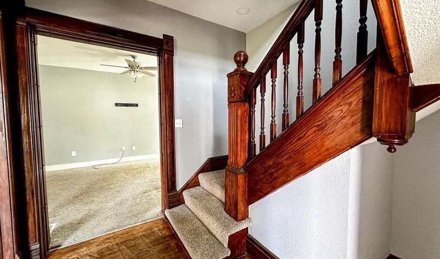 106 S Cedar St, Abilene, KS 67410 - 3 Beds, 2 Bath
