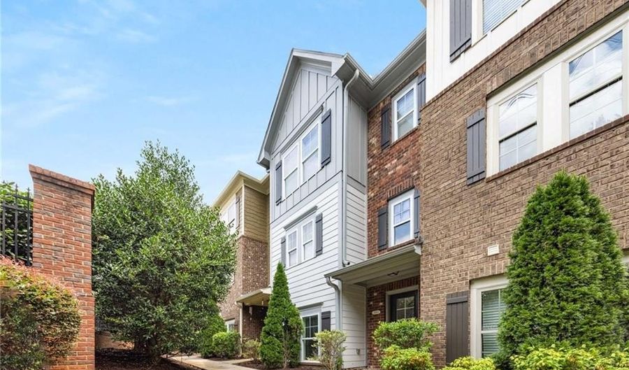 3084 Turman Cir, Decatur, GA 30033 - 3 Beds, 4 Bath
