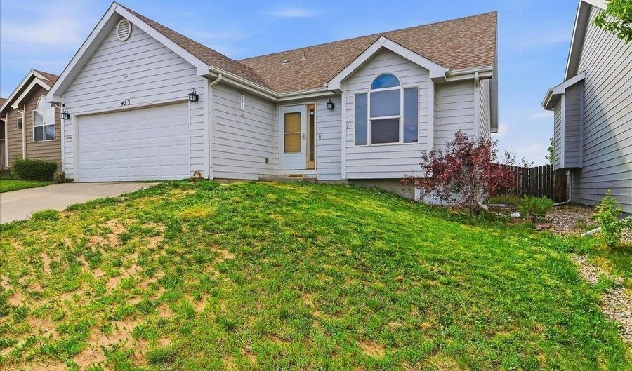 423 WASATCH St, Cheyenne, WY 82001 - 5 Beds, 3 Bath