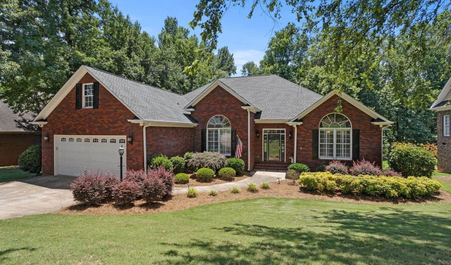 510 Chippendale Ln, Boiling Springs, SC 29316 - 3 Beds, 4 Bath