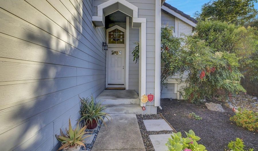 3512 Oroville St, Antioch, CA 94531 - 5 Beds, 3 Bath