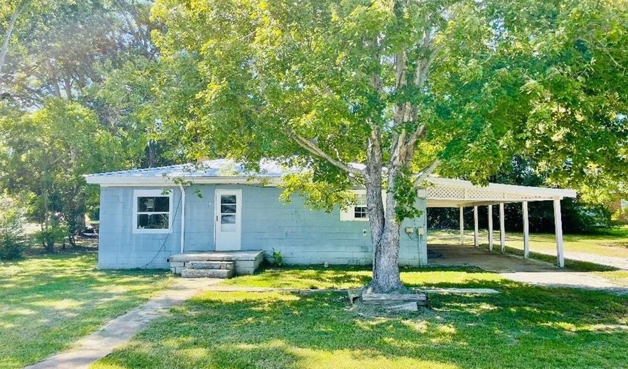 117 Rice St, Calhoun Falls, SC 29628 - 3 Beds, 1 Bath