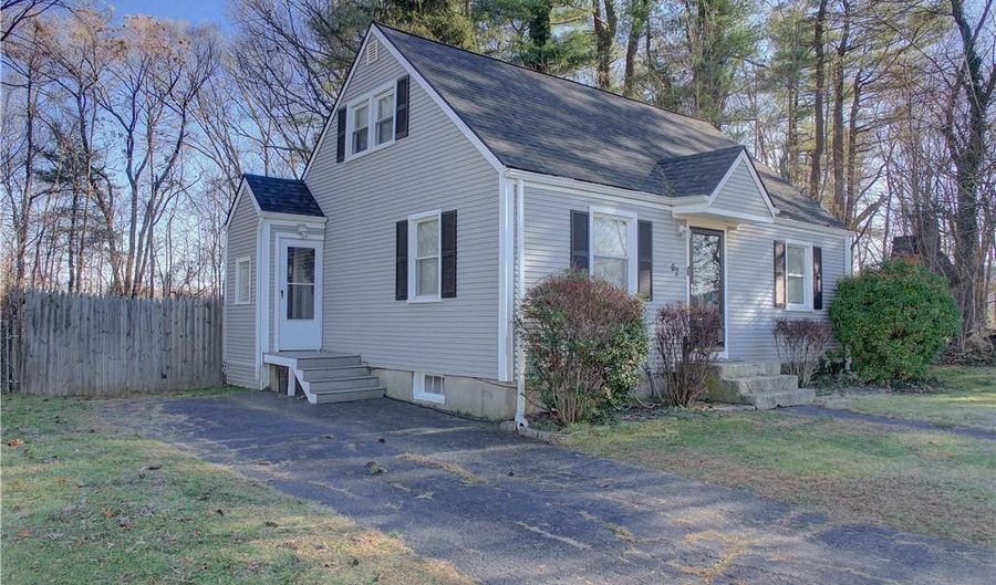 62 Homesdale Ave, Southington, CT 06489 - 3 Beds, 1 Bath
